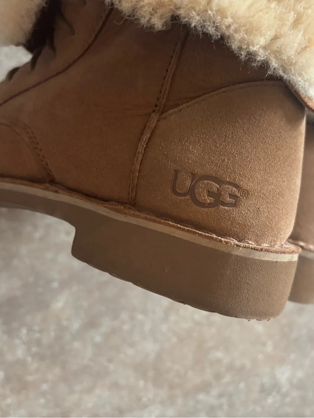 UGG Quincy Brown Shearling Lace Up Winter Boots Women’s 8.5